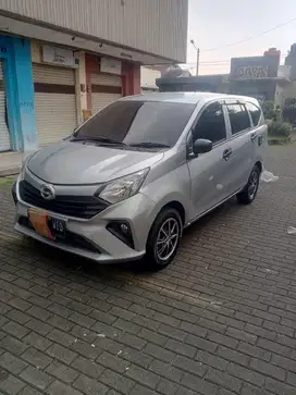 Daihatsu Sigra D MT 2021 Bensin