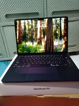 macbook air m3 13inch 16/256