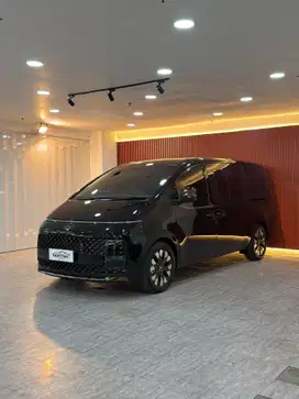 Hyundai Staria 7 Seater 2022 Odo 16 Ribu Record Antik Bergaransi 1 Thn