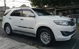 Toyota New Fortuner 2.5 G VNT Turbo AT Diesel Up TRD Asli 2014 Putih