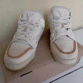 Louis Vuitton Trainer Second Original Size 7/41/26cm