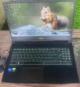 Jual Rugi Laptop MSI Intel core I7 gen 12 RAM 32GB SSD 1TB