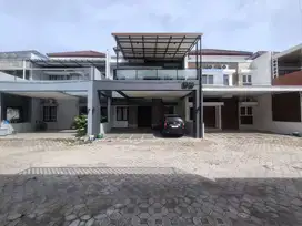 DIJUAL RUMAH FULL FURNISHED 4 KAMAR TIDUR DI SOLO BARU