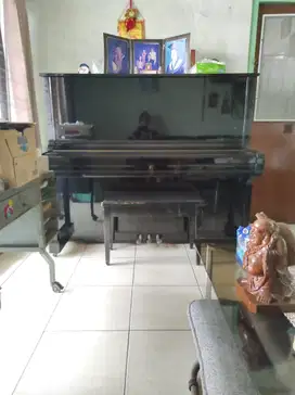 Dijual Piano Yamaha U3H. Kondisi Prima. Pemakaian Pribadi