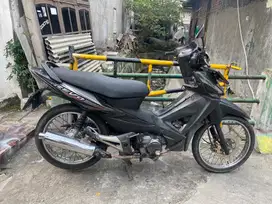 Revo 2008 Ruji Hitam