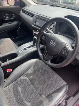 Hrv E CVT 2015 merah menyala bosku