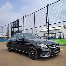 [Nik 2019] Mercedes Benz C200 / C 200 Avantgarde 2019 Hitam