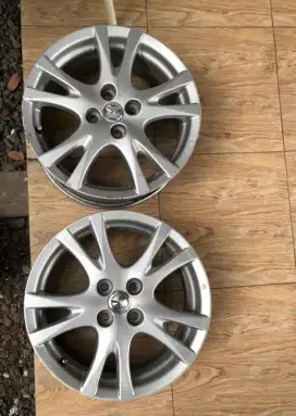Velg Mazda 2 OEM R16