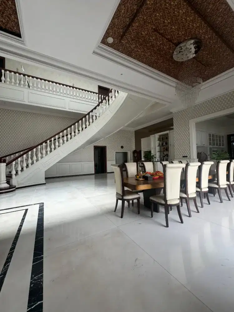 Dijual Rumah Classic Modern di Pik