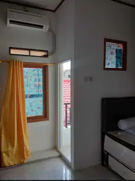 Dijual Rumah Kontrakan & Kos Strategis Mampang, SHM, Income 10jt