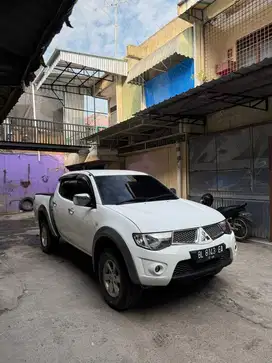 Triton GLS turbo 4x4 Tahun 2014