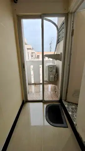 DISEWAKAN UNIT CANTIK – CIBUBUR VILLAGE APARTEMEN FULL FURNISHED