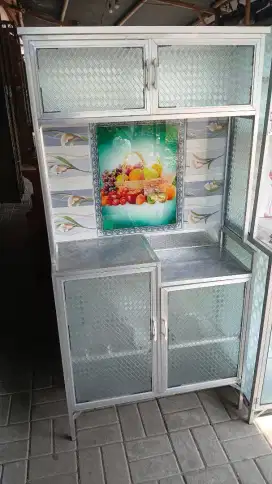 Rak piring keramik