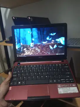 Acer Aspire one 722 Slim AMD C60 DDR 4GB SSD 128GB 12 Baterai 2 jam