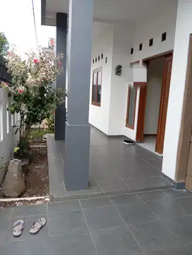 Disewakan Rumah Bersih 1 Lantai Di Margahayu raya