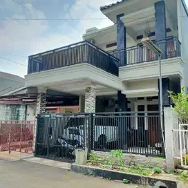 Dijual Rumah 2 Lantai Lokasi di Dalam Perumahan Bojongsari Depok