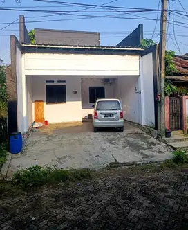 Rumah Siap Huni Sudah Di Renovasi Lokasi Strategis Di Sawangan Depok