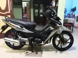 Dijual Honda Revo old Cw thn 2007 mulus komplit DKI