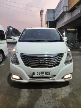 2015 HYUNDAI H-1 ROYALE 2.4 NEXT GENERATION BENSIN