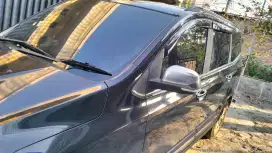 Wuling confero s