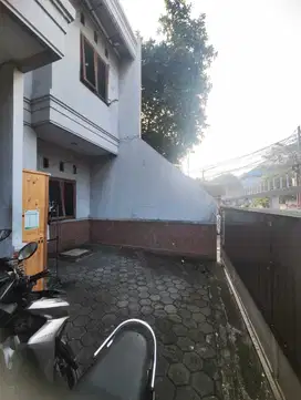 Kos2an di Mampang Prapatan Jakarta Selatan