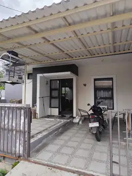 Rumah Bagus Nyaman di Taman Kopo Katapang
