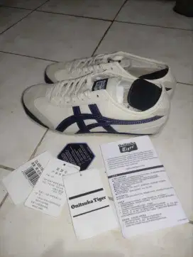 jual sepatu onitsuka Tiger uk 40