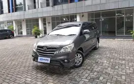 TDP 9,JT Toyota Kijang Innova 2.0 G Luxury Bensin-AT Silver 2015