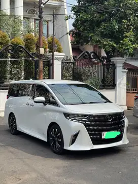 Alphard Hybrid putih muluss pribadi