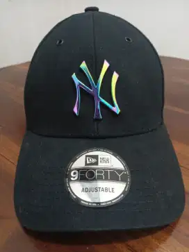 Topi NY New Era NYC Logo Metal Pelangi Import Unisex