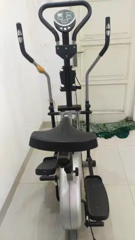 Sepeda gym...jarang dipakai