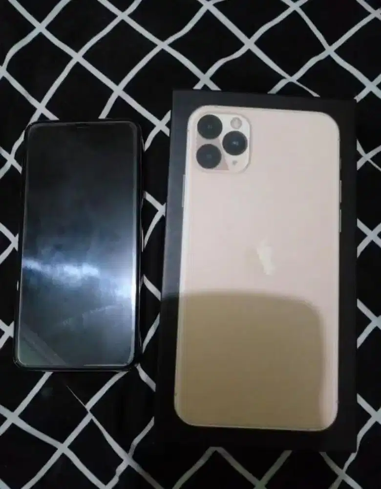 IPHONE 11 PRO MAX GOLD 64 GB
