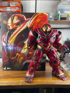 IRON MAN COLLECTION SCALE 1:6 HOT TOYS 100% ORIGINAL