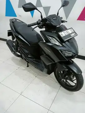 Honda New Vario 160 CBS Hitam Dop Istimewa