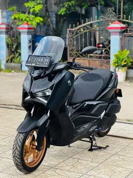 Yamaha Xmax Connected 2024