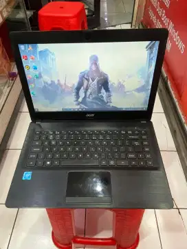 LAPTOP ACER ONE Z1402