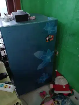 Kulkas SHARP 1 pintu