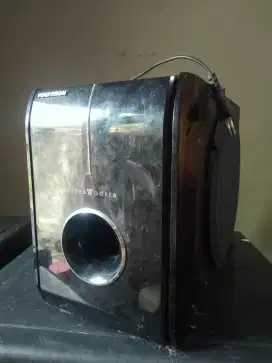 Subwofer Polytron