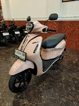 B DP 1JT YAMAHA GRAND FILANO 2024 LIKE NEW &gt; BISA TUKARTAMBAH UNIT