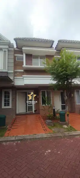 Rumah 2 Kamar Ada AC 1 di Cluster Amarillo Gading Serpong