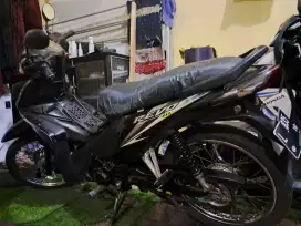 Dijual Honda Revo 2010