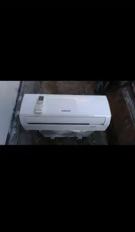 Dijual AC second 1/2pk merk Samsung type R410a dingin normal full ori