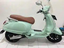 JUAL ZUZU 2024 mint+CHARGER