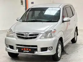 Dp 15jt.  Plat H.  Xenia Xi 1.3 M/T 2010.. eNHa garage Semarang..
