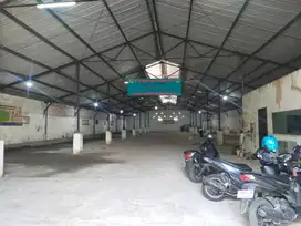 Disewakan Gudang Tropodo Siap Pakai Baru Renov! Tinggi Atap 7 Meter!
