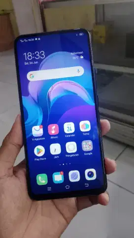 Vivo v15. Ram 6/64.camera pop up. Super jrnih