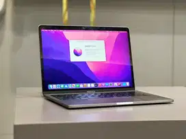 Second Macbook Pro 2019 13 Inch 8/256 GB Unit Charge