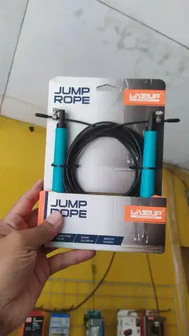 Tali Skipping Kawat LIVEUP