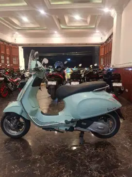 KM LOW VESPA PRIMAVERA DP 2 JT GARANSI MESIN DAN FREE SERVICE