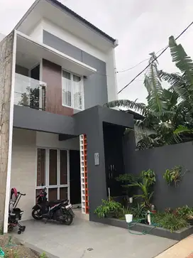 Rumah strategis di galaksi kota Bekasi
